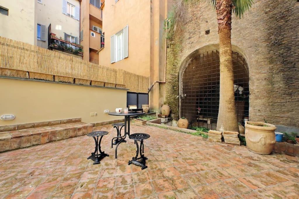 Pantheon With Private Terrace Appartamento