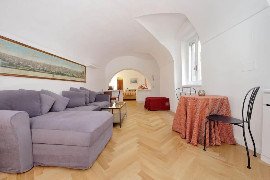 Pantheon With Private Terrace Appartamento *