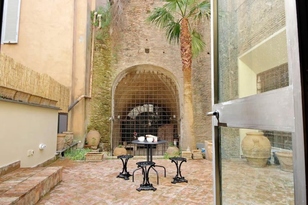 Pantheon With Private Terrace Appartamento *