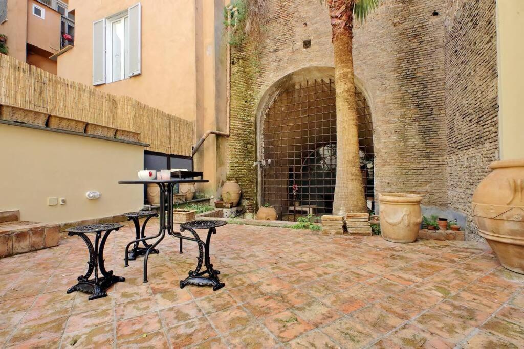 Pantheon With Private Terrace Appartamento *